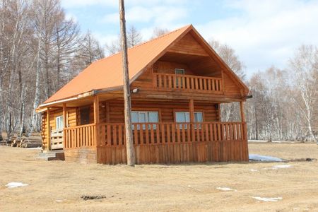 Та зуслангийн байшингаа цоожилсон уу?