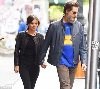 Жим Керритэй гэрлэхийг хүсч байжээ