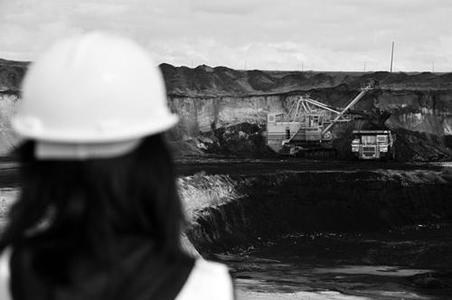 Уул уурхай “моодноос” гарлаа, одоо...