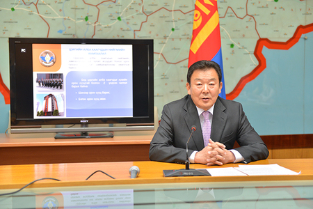 Батлан хамгаалах яамыг Ц.Цолмон сайд баллаж мэдэх нь ээ