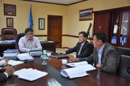 Солонгост мах экспортлох талаар ярилцжээ