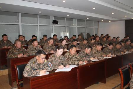 Цэргийн штабынхан номын дуу сонсов