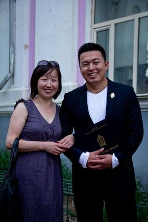 Ц.Хүсэлбаатар хүүгийнхээ нэвтрүүлэгт уригджээ