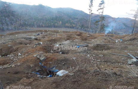 Ноён уул Заамарын араас оржээ