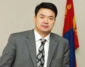 Чингис бондын хөрөнгөөр улсаа дэд бүтэцтэй болгосон