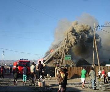  Шуурхай албаны машин очих замыг чөлөөлнө