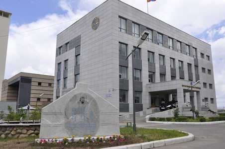 Үндсэн хуулийн цэц хуралдана