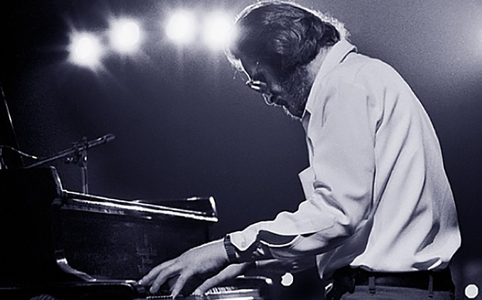 Аз жаргал бэлэглэгч Жазз хөгжим...