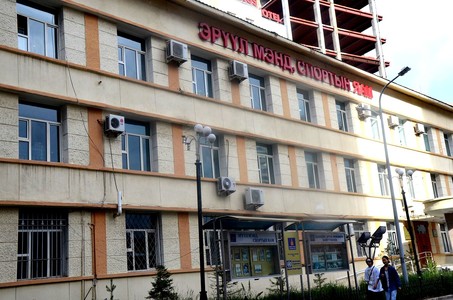 ЭМС-ын сайдын тушаал хууль зөрчжээ