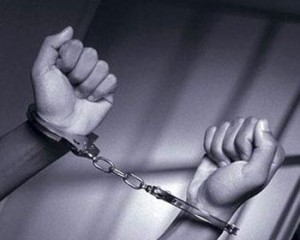 Ээжийгээ хөнөөсөн бүсгүйг мөрдөн байцааж байна 