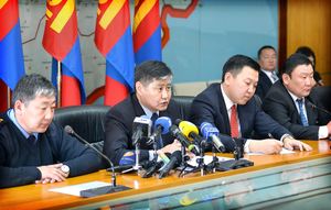 Сүхбаатарт дэгдсэн түймрийг цурманд оруулжээ