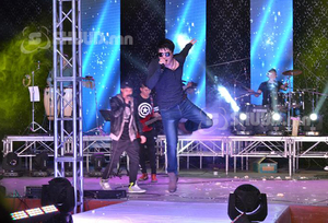 ”Бүжигчин” A Cool