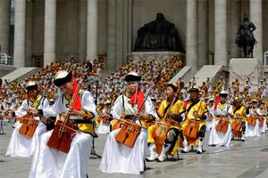 Морин хуурчдын олон улсын уралдаан болно