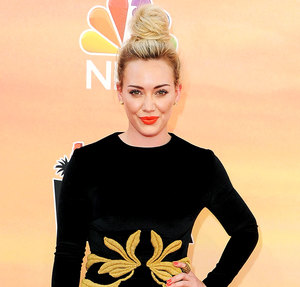 Хилари Дафф танилцах сайтад бүртгүүлжээ