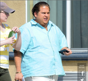 Жонах Хилл таргалжээ