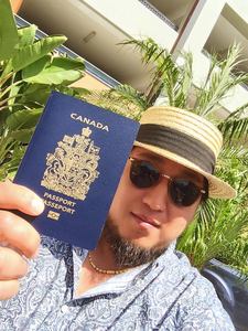 Найруулагч Д.Ангараг Канад улсын иргэн болжээ