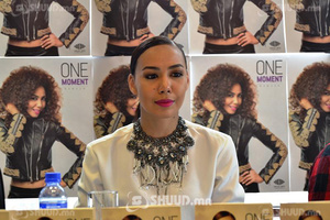 Ц.Намуунаа: Эрхи эргүүлж, зул өргөдөг болсон