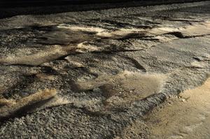 ”Дархан АЗЗА”-г алдаагаа засахыг шаарджээ