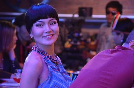 О.Долгор: Хүмүүнлэгийн ажилд цаг заваа зориулна