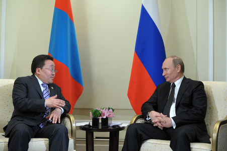 Путиний найзууд
