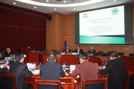 Мьянмар улсын төлөөлөгчдөд сургалт хийв