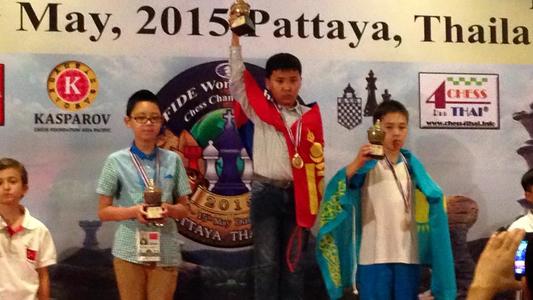 Г.Амартүвшин сурагчдын дэлхийн аварга боллоо