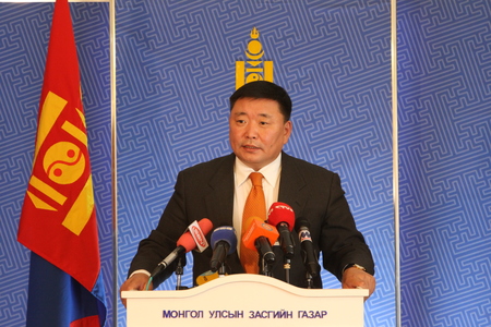 Төрөлтийг дэмжсэн бодлого барина