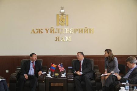АНУ-ын Төрийн департаментийн төлөөлөгчидтэй уулзав