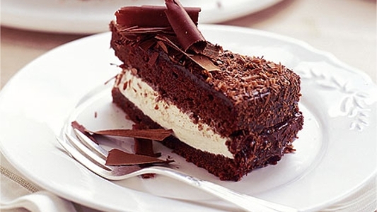 Нэг хүнд хоёроос илүү бялуу ЗАРАХГҮЙ