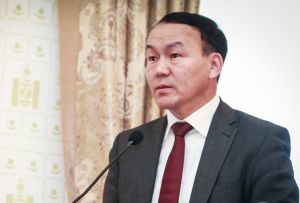 Б.Болдбаатар ажлаа өгчээ