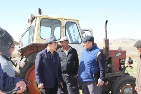 Дэд сайд газар тариалангийн бүс нутагт ажиллав