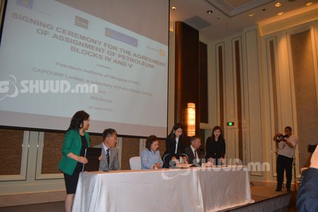 “Би Жи групп”-тэй газрын тосны хайгуул хийх гэрээг үзэглэлээ