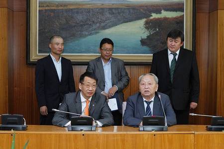 Гэрэл зурагчдын ”өмч”-ийг хамгаална