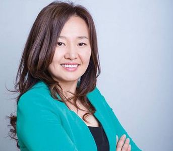 Харвардын их сургуульд багшилдаг Монгол бүсгүй