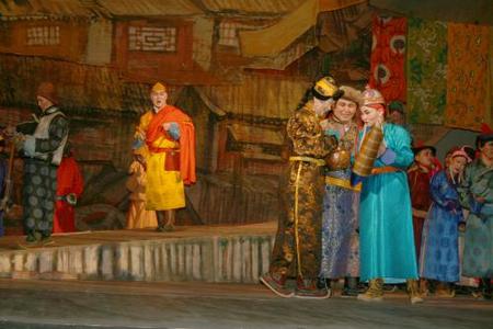 Монголын уран бүтээлчид ”Италийн дуурь 2015”-д оролцоно