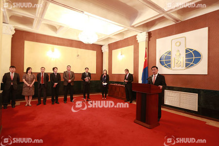 Эдийн засгийн түншлэлийн хэлэлцээрийн багийг шагналаа