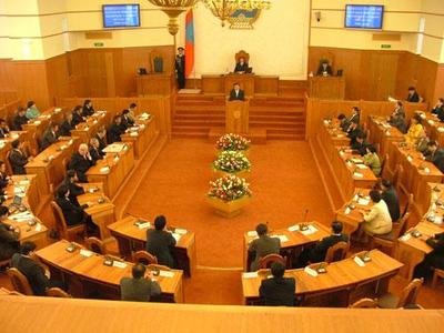 Ээлжит бус чуулган зарлана