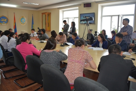 Цахим худалдаанаас эм бүү ав