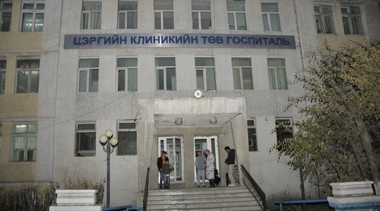 Эхнэртэйгээ маргалдаад, амиа хорложээ