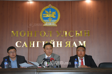 Вексель бичих ажлыг тодорхойгүй хугацаагаар зогсоолоо