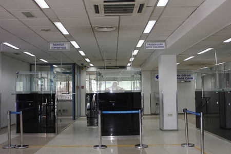 Бусдын баримт бичгээр хил нэвтрэхийг завджээ