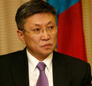 С.Баярыг яллагдагчаар татжээ