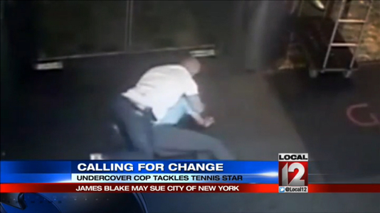 Алдарт теннисчинг гэмт хэрэгтэнтэй андуурчээ