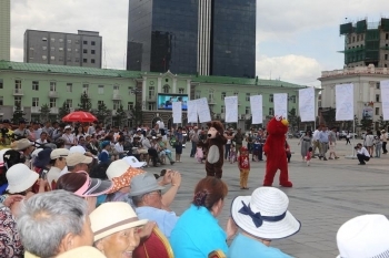 Сүхбаатарчууд хуулиа сурталчилж байна  