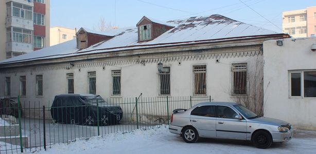 Түр хамгаалах байрыг шалгажээ