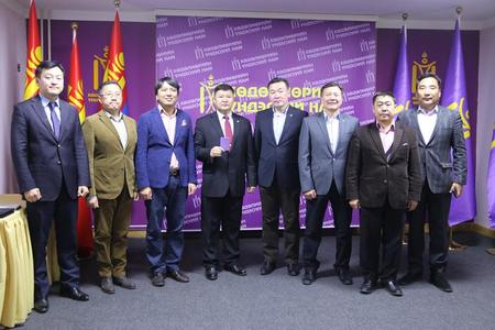 Хошууч генерал Б.Баярмагнай ХҮН-д элслээ