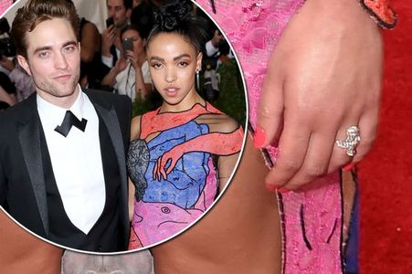 Паттинсон дахин сүй тавьжээ