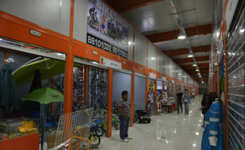 “Дүнжингарав”-ынхан угтаж авсан түрээслэгчдээ хөөж гаргах нь