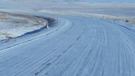 Орон нутгийн замд болгоомжтой зорчихыг анхаарууллаа