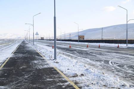 Орон нутгийн замд болгоомжтой зорчихыг санууллаа